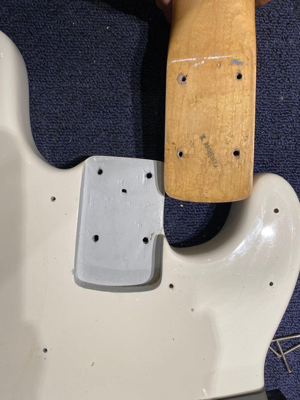 Fender Precision Bass White Refin 1972 - View 11 | MusicMarket