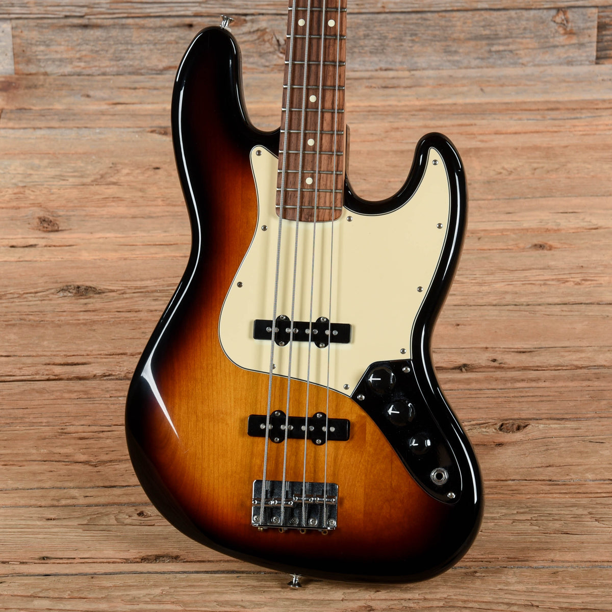 Fender Standard Jazz Bass Sunburst 2011 - View 2 | MusicMarket
