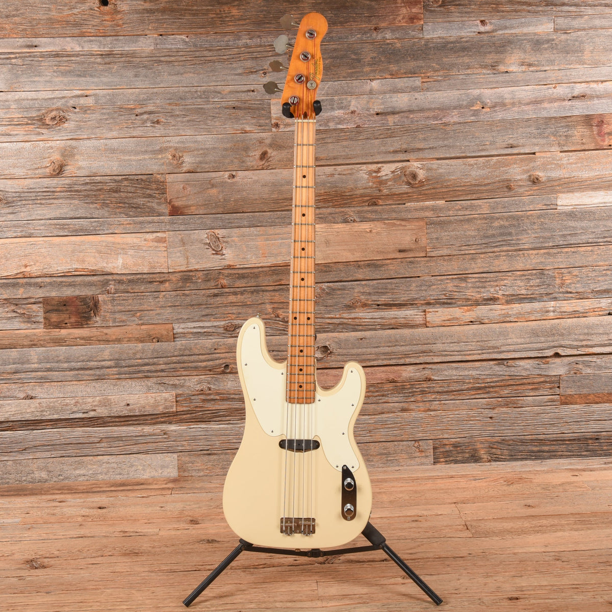 Fender Telecaster Bass White Refin 1971 - View 4 | MusicMarket