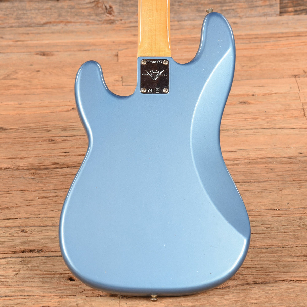 Fender Custom Shop 66 Precision Bass Journeyman Relic Lake Placid Blue 2024 - View 3 | MusicMarket