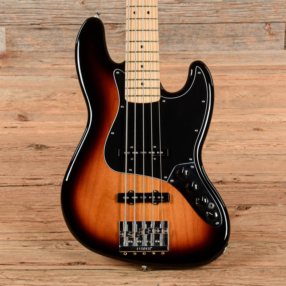 Fender Deluxe Active Jazz Bass V Sunburst 2021 - MusicMarket