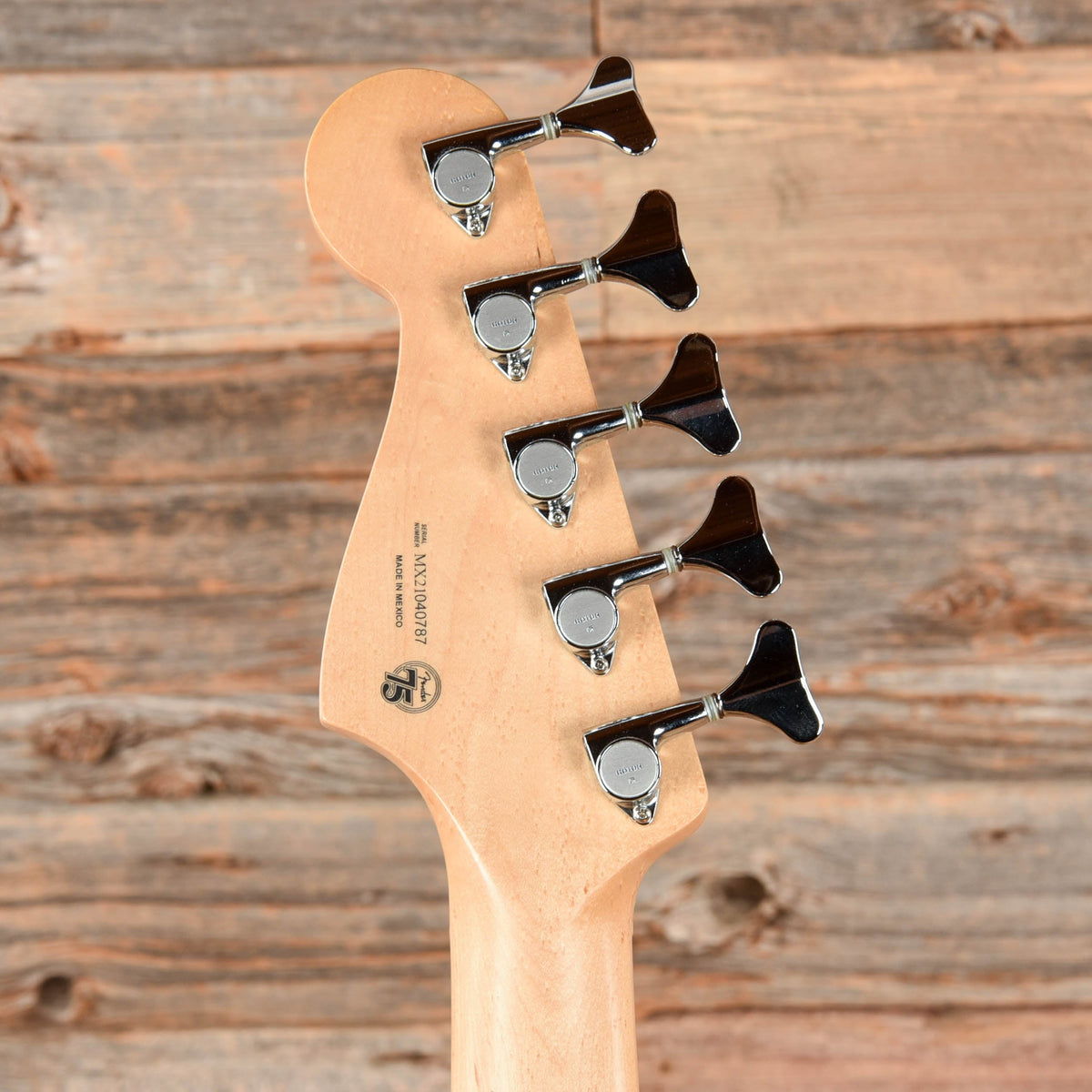 Fender Deluxe Active Jazz Bass V Sunburst 2021 - View 7 | MusicMarket