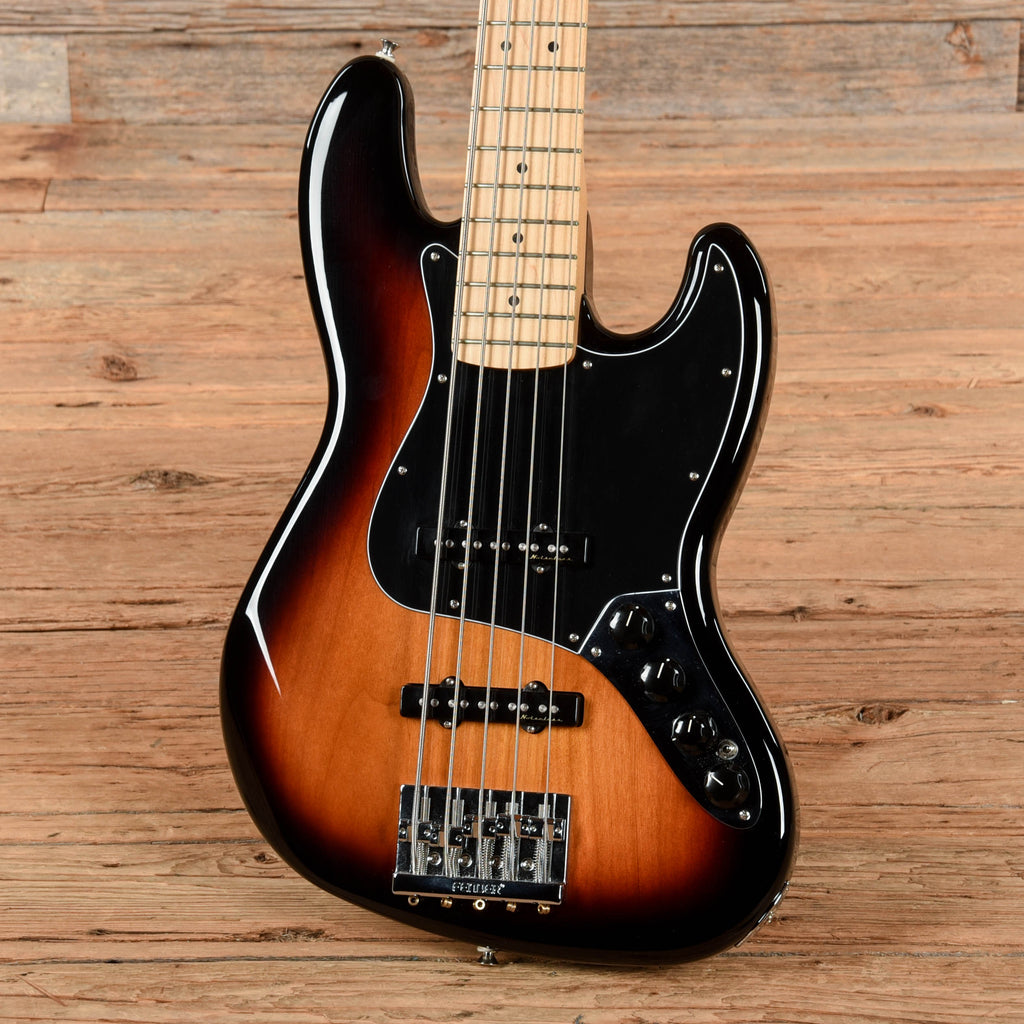 Fender Deluxe Active Jazz Bass V Sunburst 2021 - View 2 | MusicMarket