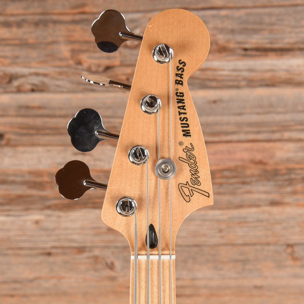 Fender Player Mustang PJ Bass Sunburst 2019 - View 6 | MusicMarket
