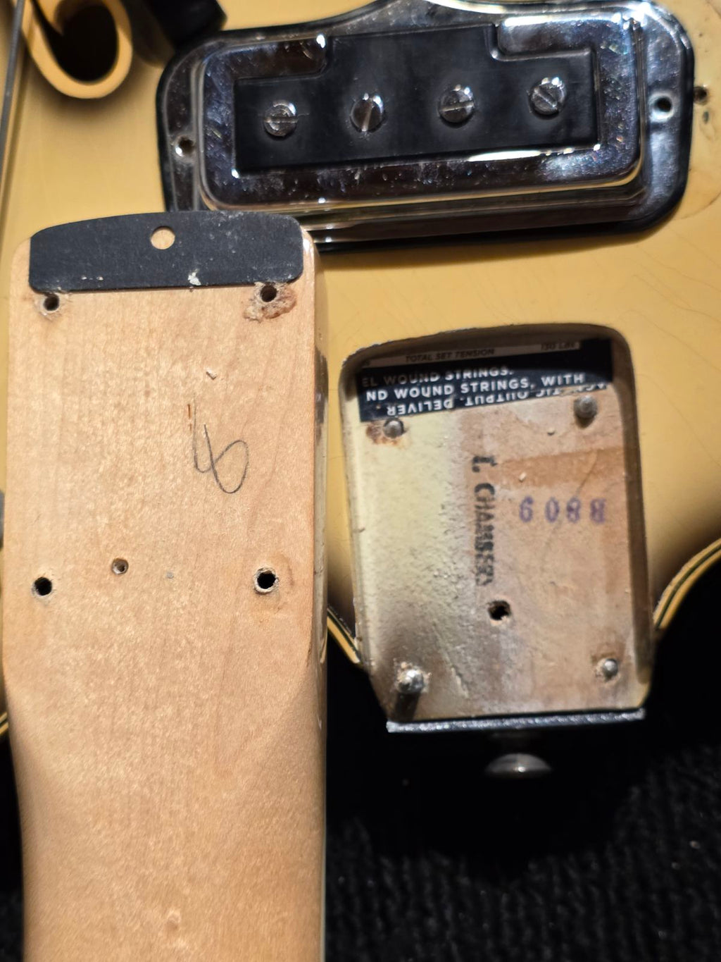 Fender Coronado II Bass Antigua 1967 - View 11 | MusicMarket
