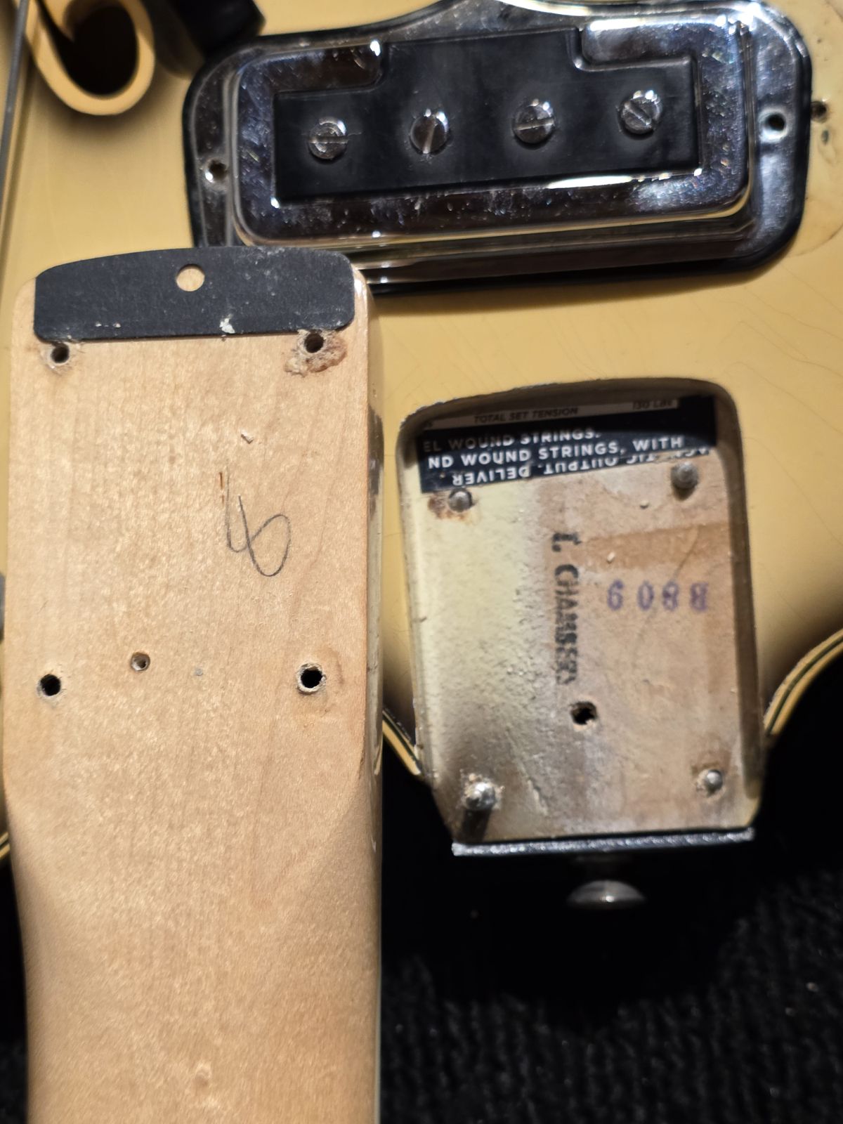 Fender Coronado II Bass Antigua 1967 - View 11 | MusicMarket
