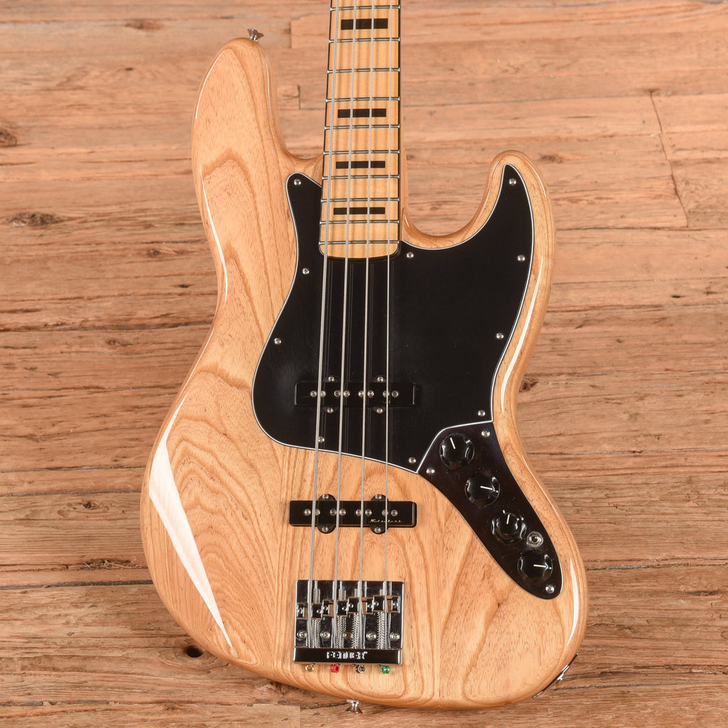 Fender Deluxe Active Jazz Bass Natural 2020 - View 2 | MusicMarket