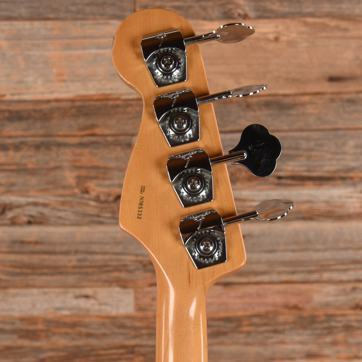 Fender Jazz Bass Red Burst 1995 - View 7 | MusicMarket