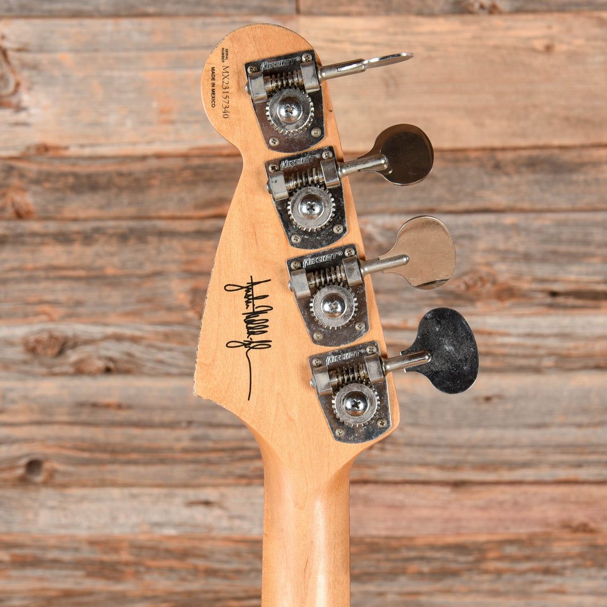 Fender Justin Meldal Johnson Road Worn Signature Mustang Bass Black 2023 - View 7 | MusicMarket