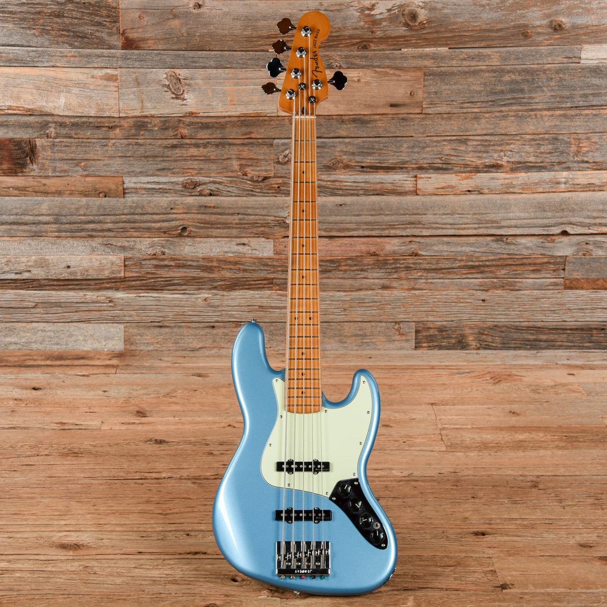 Fender Player Plus Jazz Bass V Opal Spark 2022 - View 4 | MusicMarket