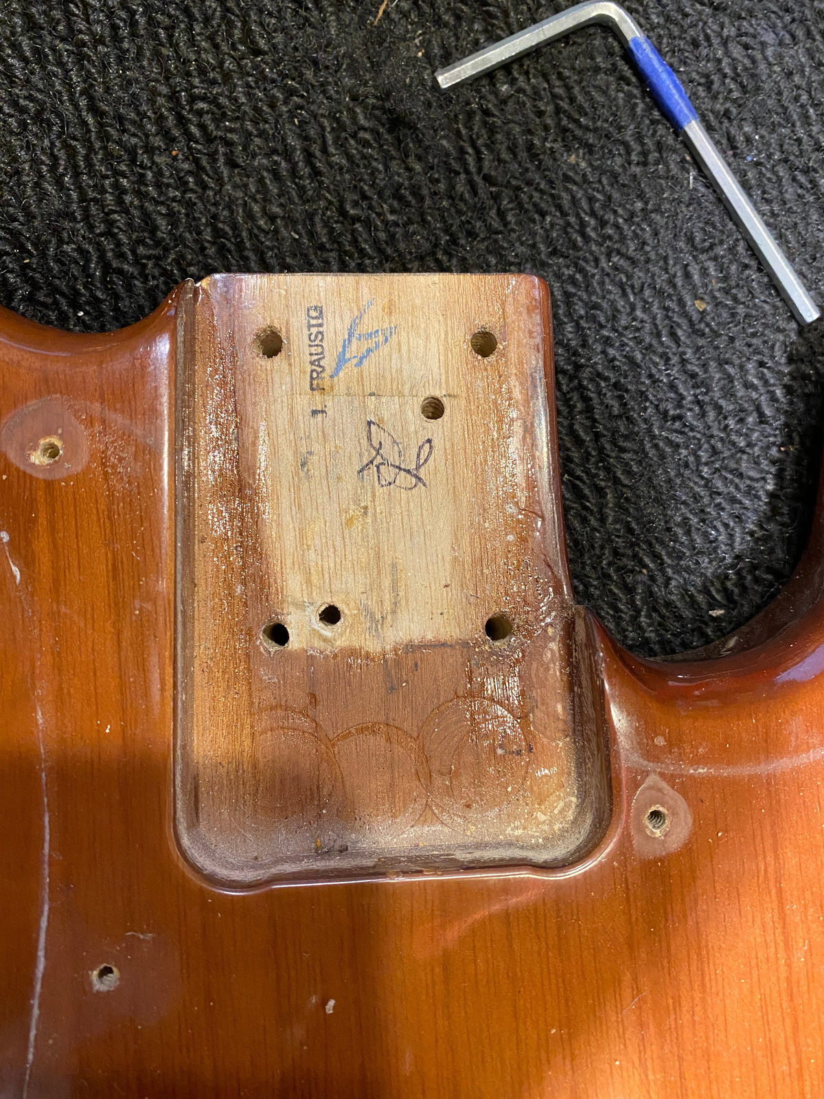 Fender Precision Bass Mocha 1977 - View 12 | MusicMarket