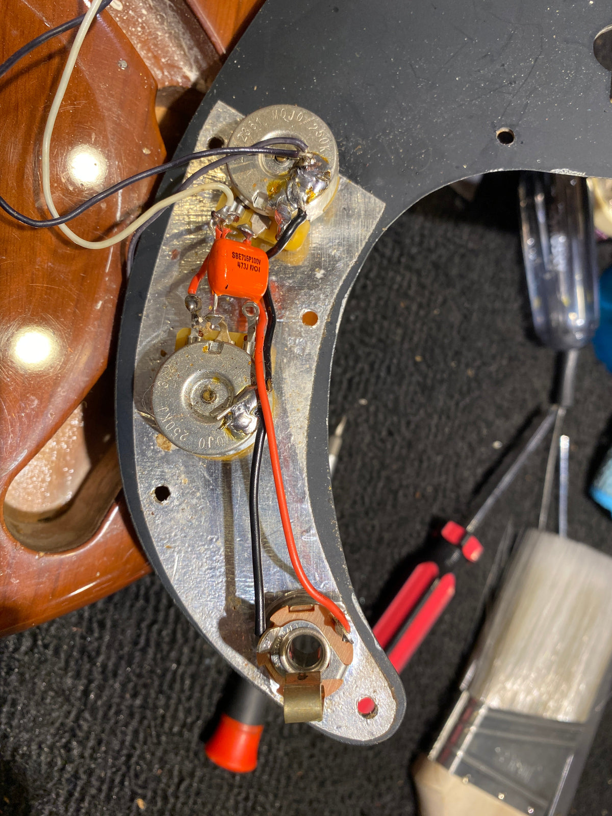 Fender Precision Bass Mocha 1977 - View 10 | MusicMarket