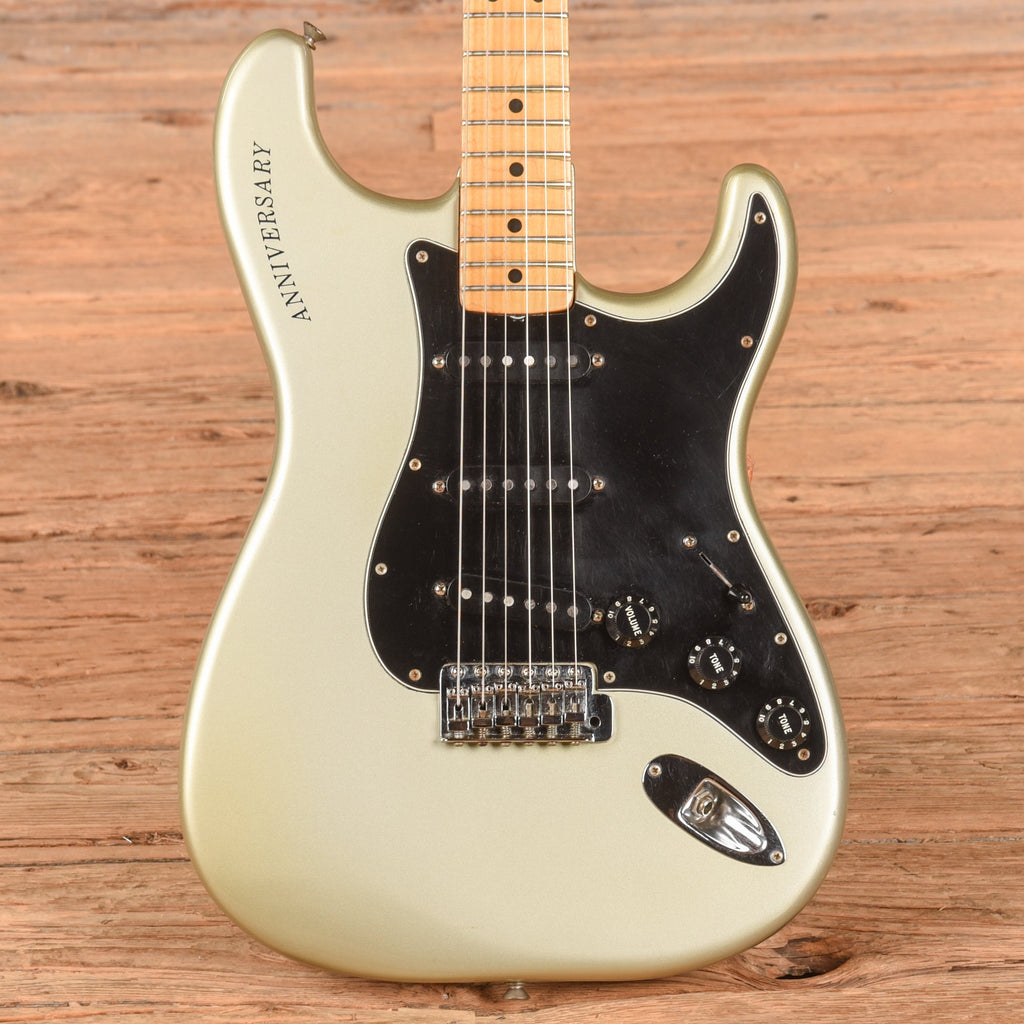 Fender 25th Anniversary Stratocaster Porsche Silver 1979 - MusicMarket