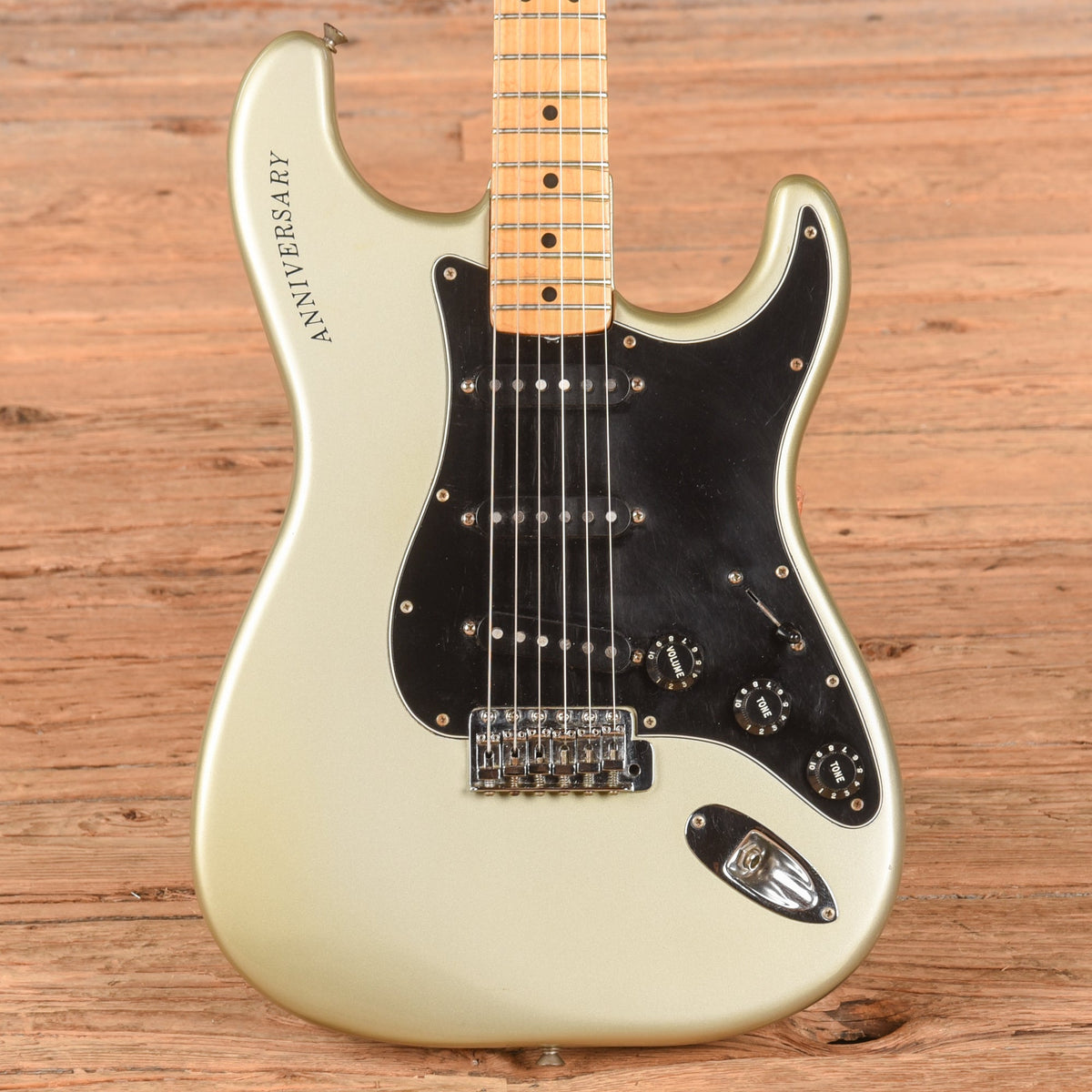 Fender 25th Anniversary Stratocaster Porsche Silver 1979 - MusicMarket