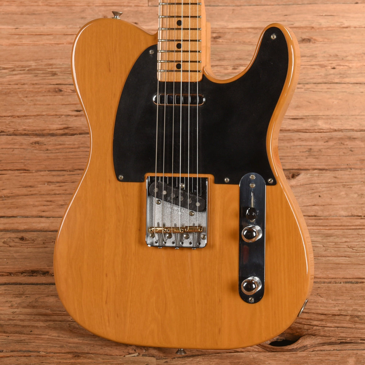 Fender '52 Telecaster Fullerton Reissue Butterscotch Blonde 1982 - View 2 | MusicMarket