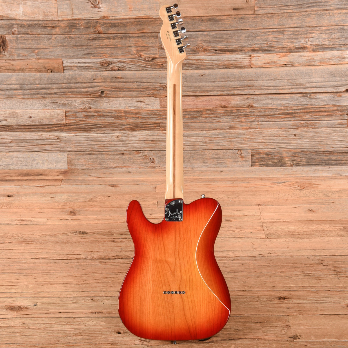 Fender American Deluxe Telecaster Aged Cherry Sunburst 2007 - View 5 | MusicMarket