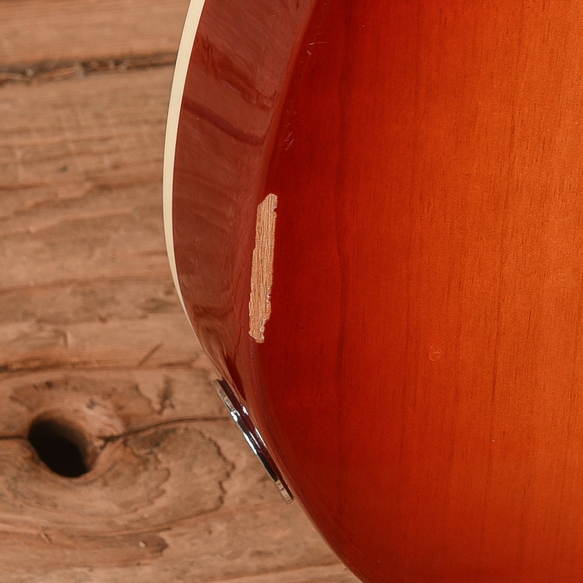 Fender American Deluxe Telecaster Aged Cherry Sunburst 2007 - View 10 | MusicMarket