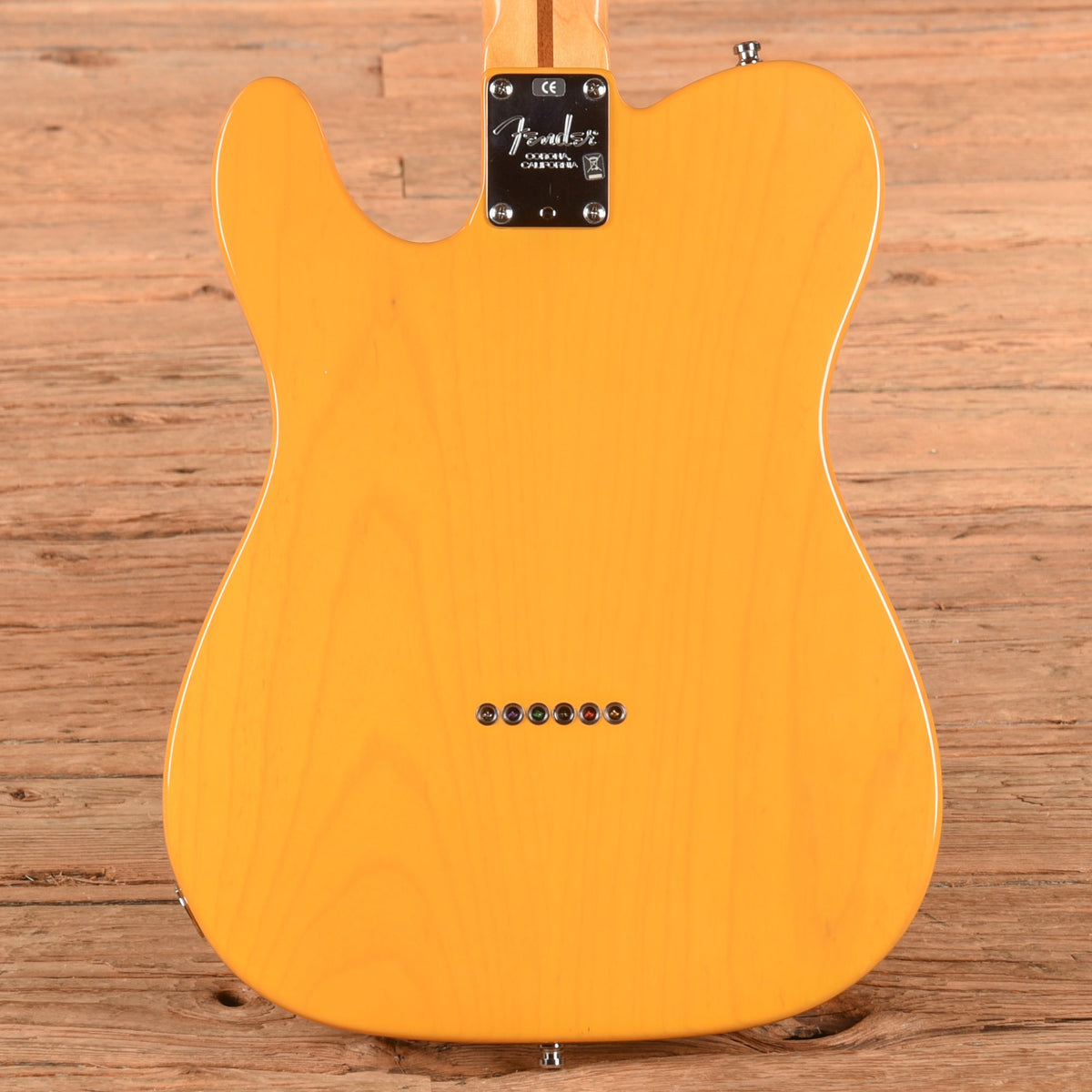 Fender American Deluxe Telecaster Ash Butterscotch Blonde 2006 - View 3 | MusicMarket