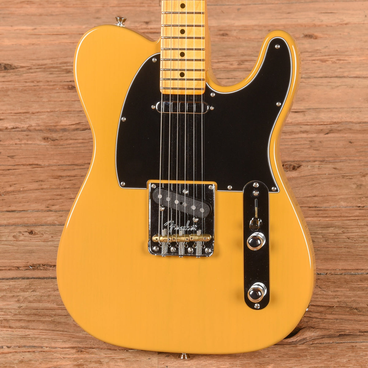 Fender American Professional II Telecaster Butterscotch Blonde 2024 - View 2 | MusicMarket