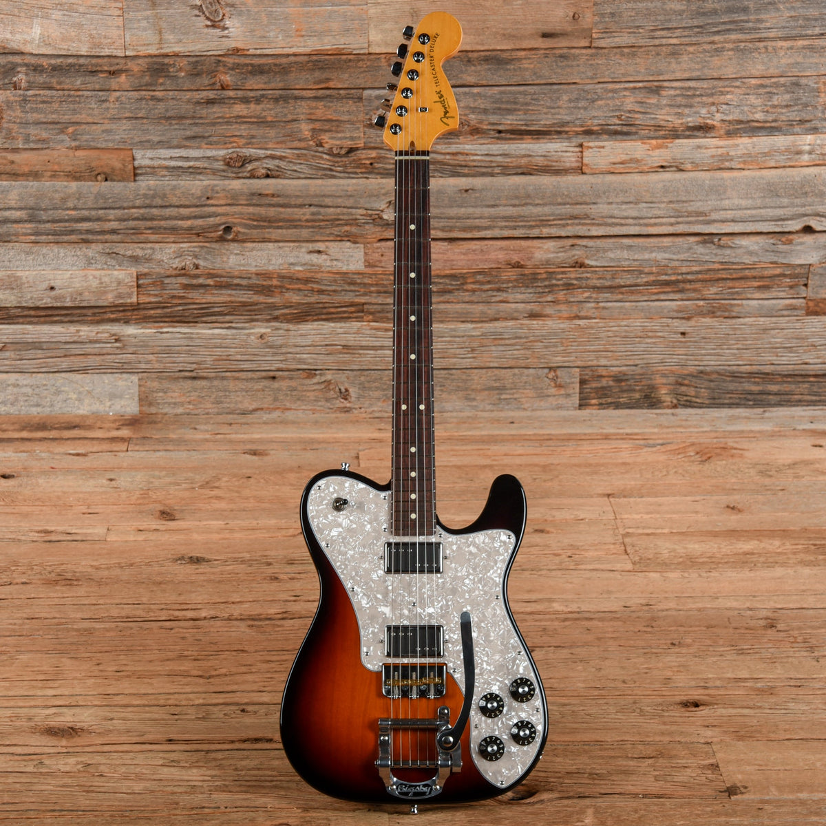 Fender American Professional II Telecaster Deluxe Sunburst 2025 - View 4 | MusicMarket