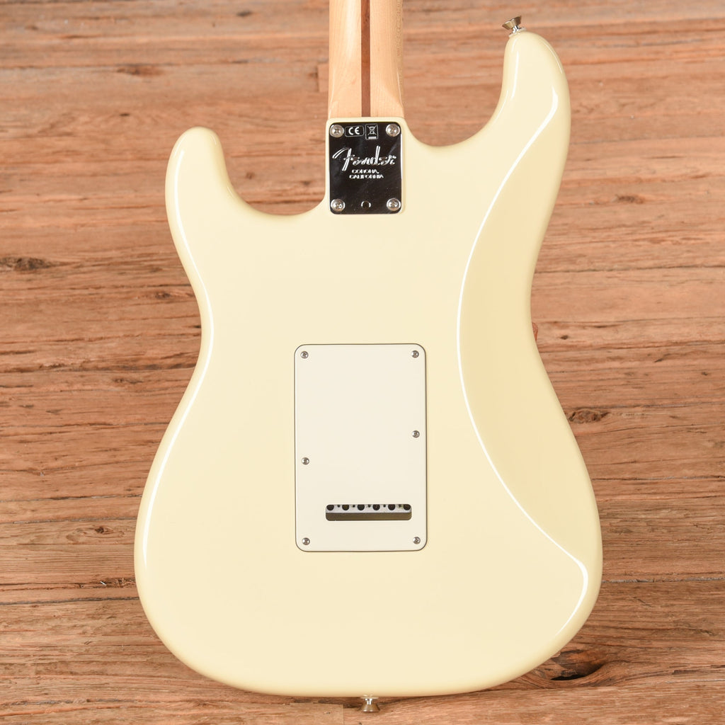 Fender American Professional Stratocaster Olympic White 2016 - View 3 | MusicMarket