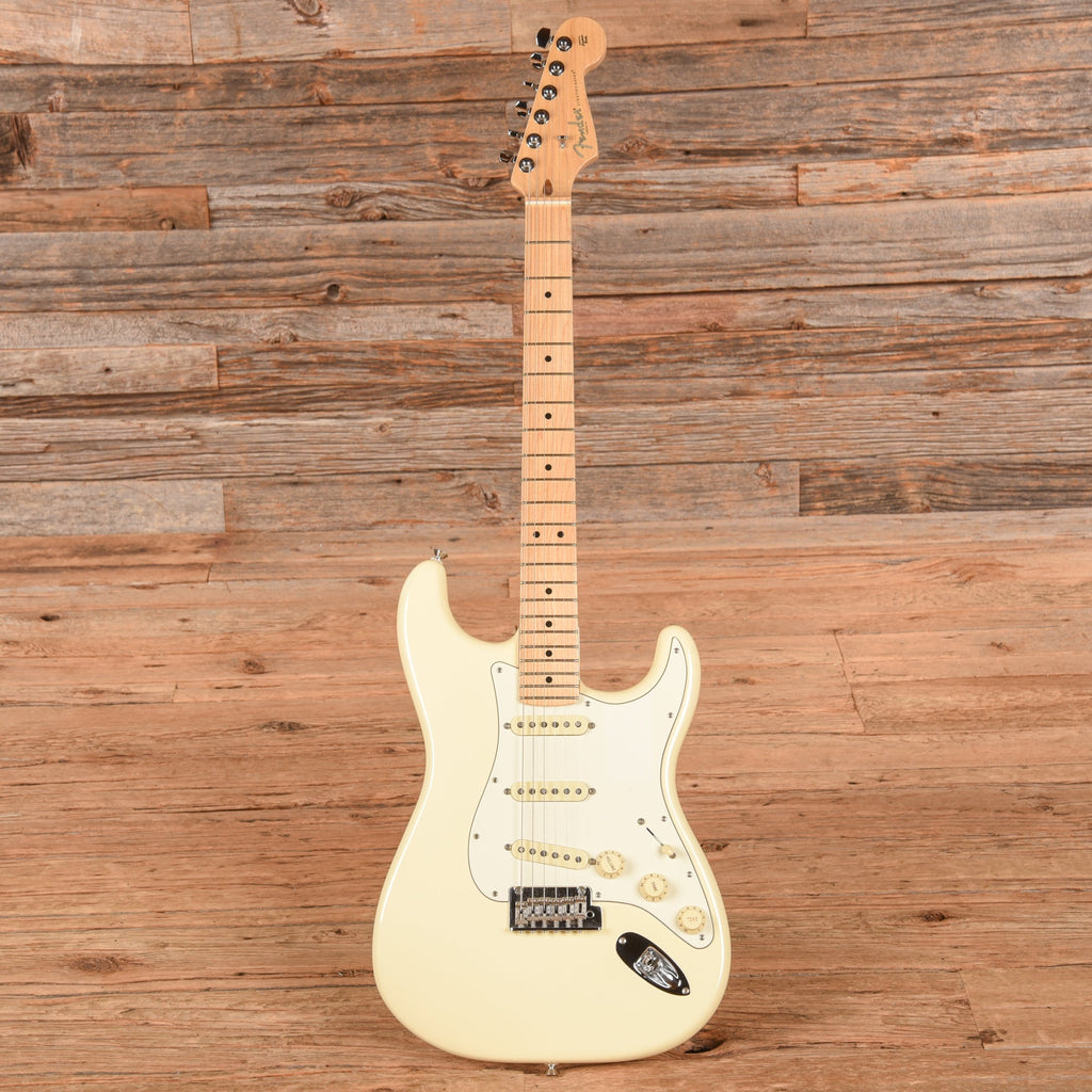 Fender American Professional Stratocaster Olympic White 2016 - View 4 | MusicMarket
