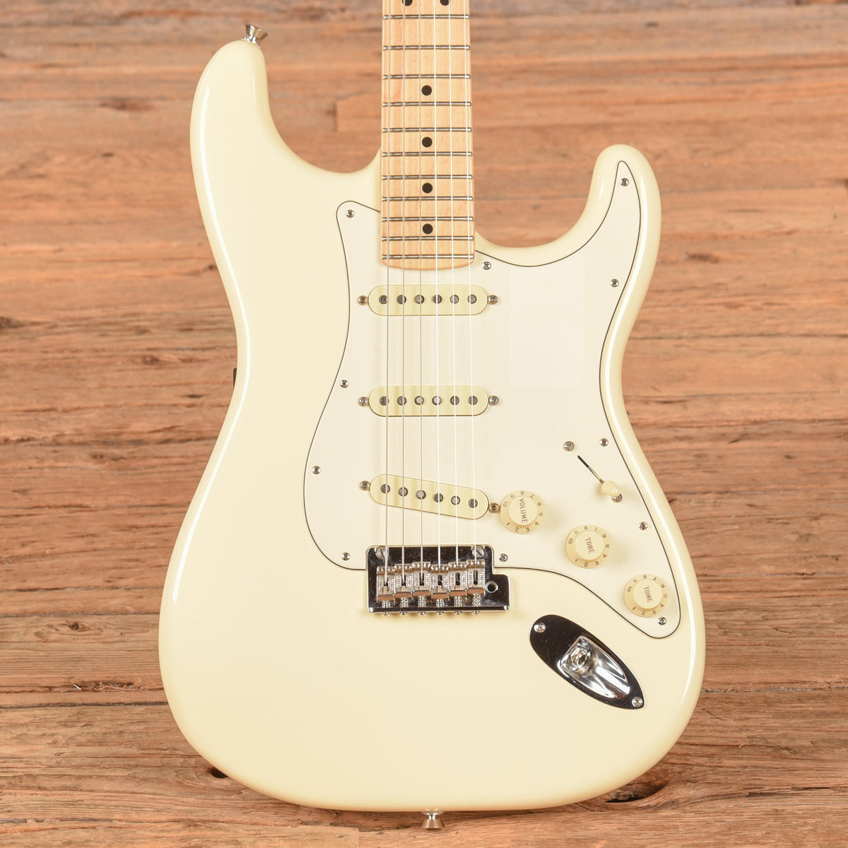 Fender American Professional Stratocaster Olympic White 2018 - MusicMarket