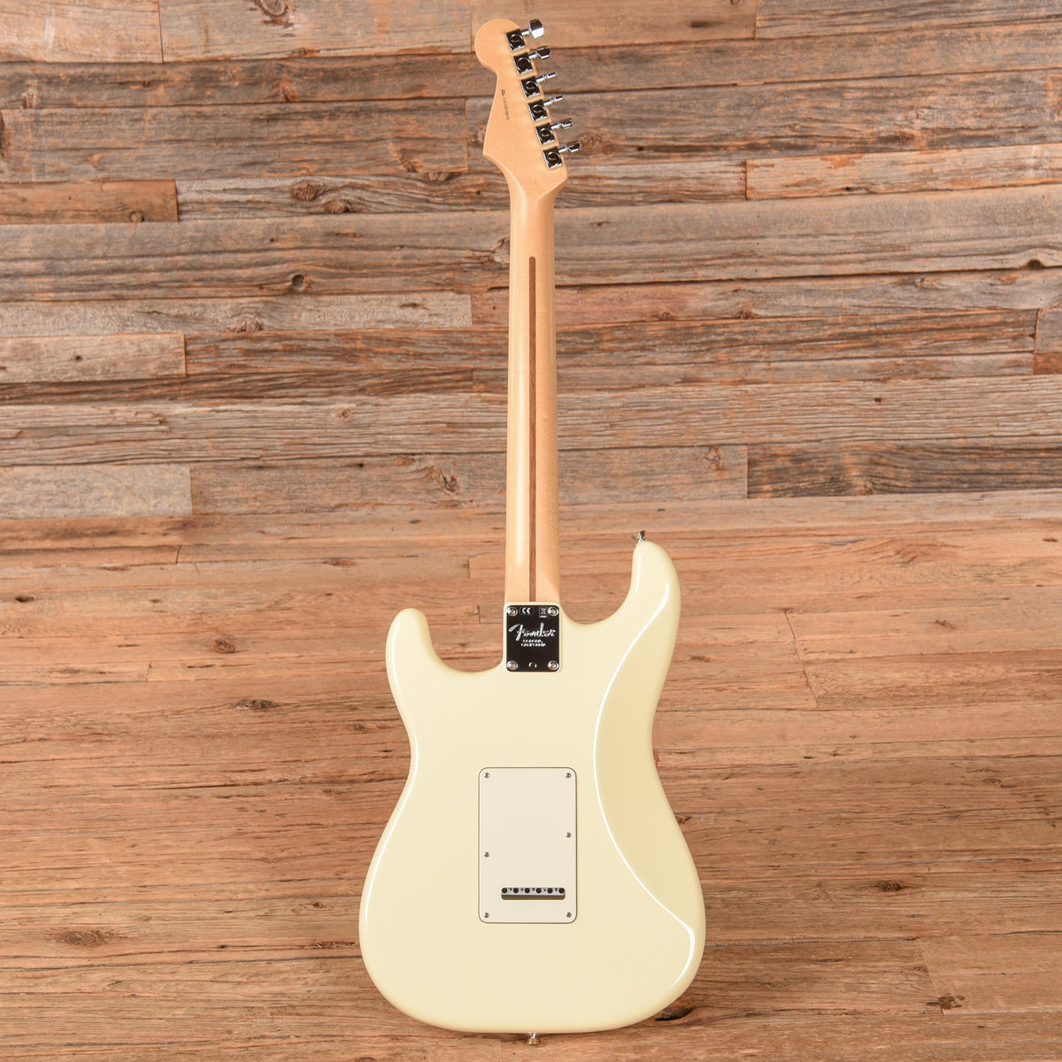 Fender American Professional Stratocaster Olympic White 2018 - View 5 | MusicMarket