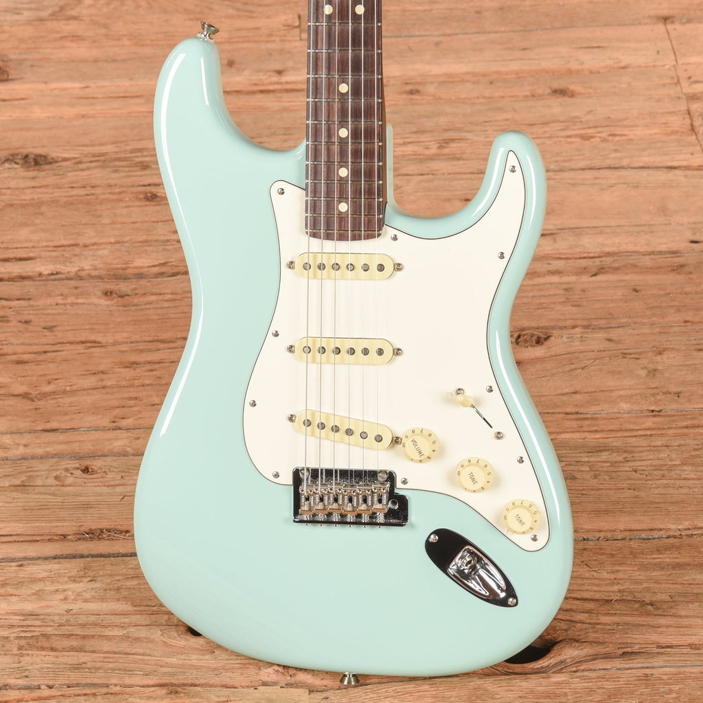 Fender Limited Edition American Professional Stratocaster w/Solid Rosewood Neck Daphne Blue 2017 - View 2 | MusicMarket