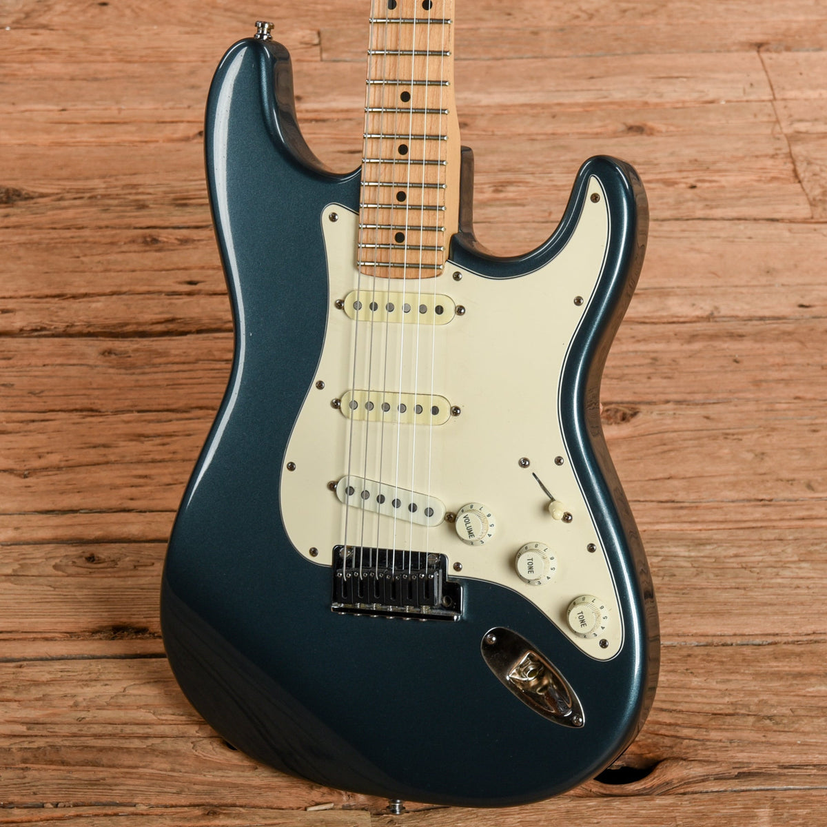 Fender American Standard Stratocaster Pewter 1991 - View 2 | MusicMarket