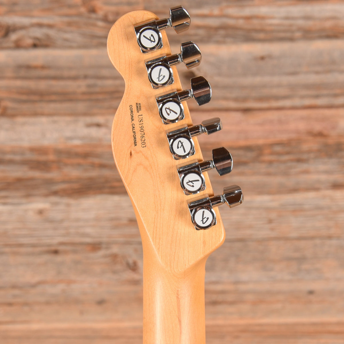 Fender American Ultra Telecaster Butterscotch Blonde 2019 - View 7 | MusicMarket