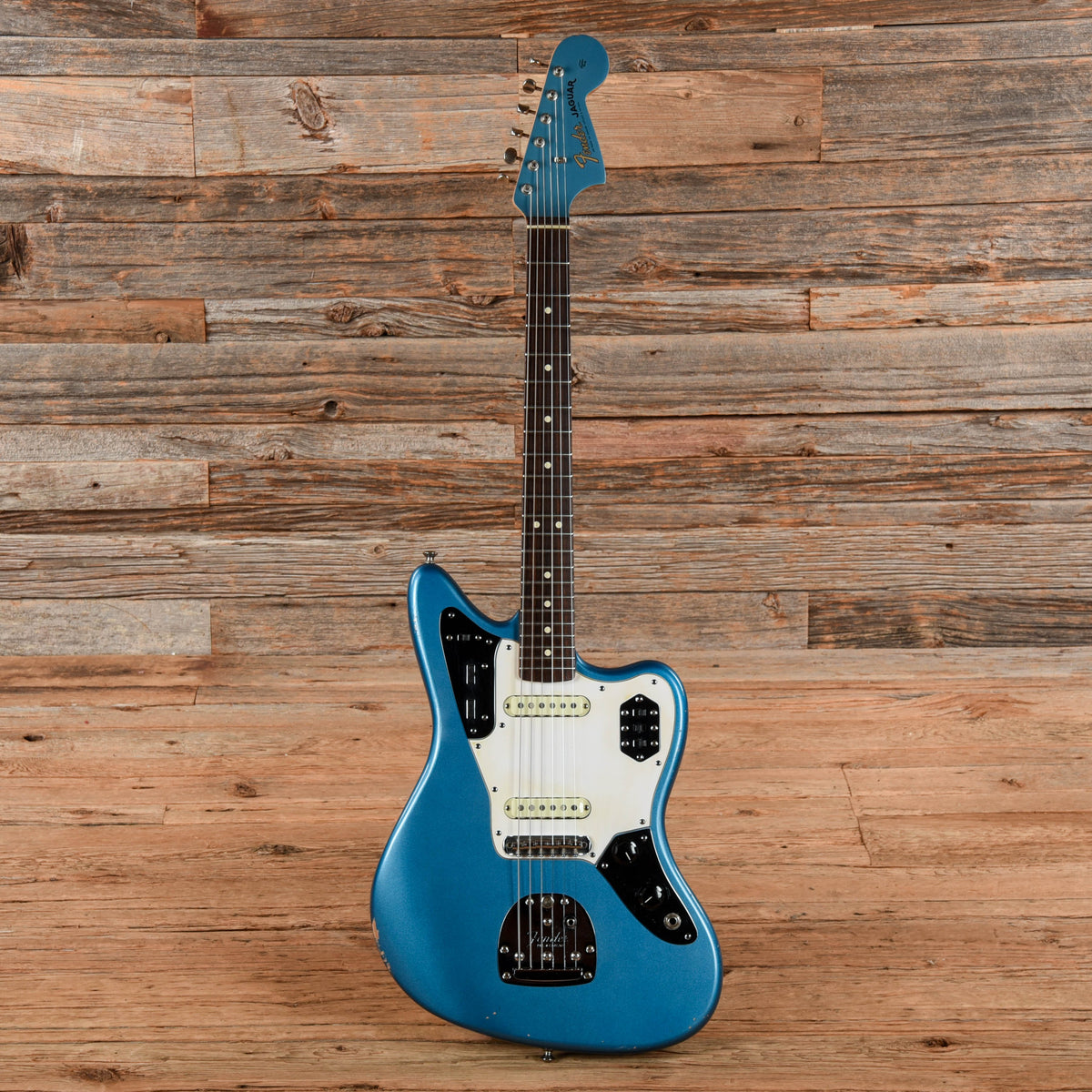 Fender American Vintage '62 Jaguar Lake Placid Blue Refin 2005 - View 4 | MusicMarket