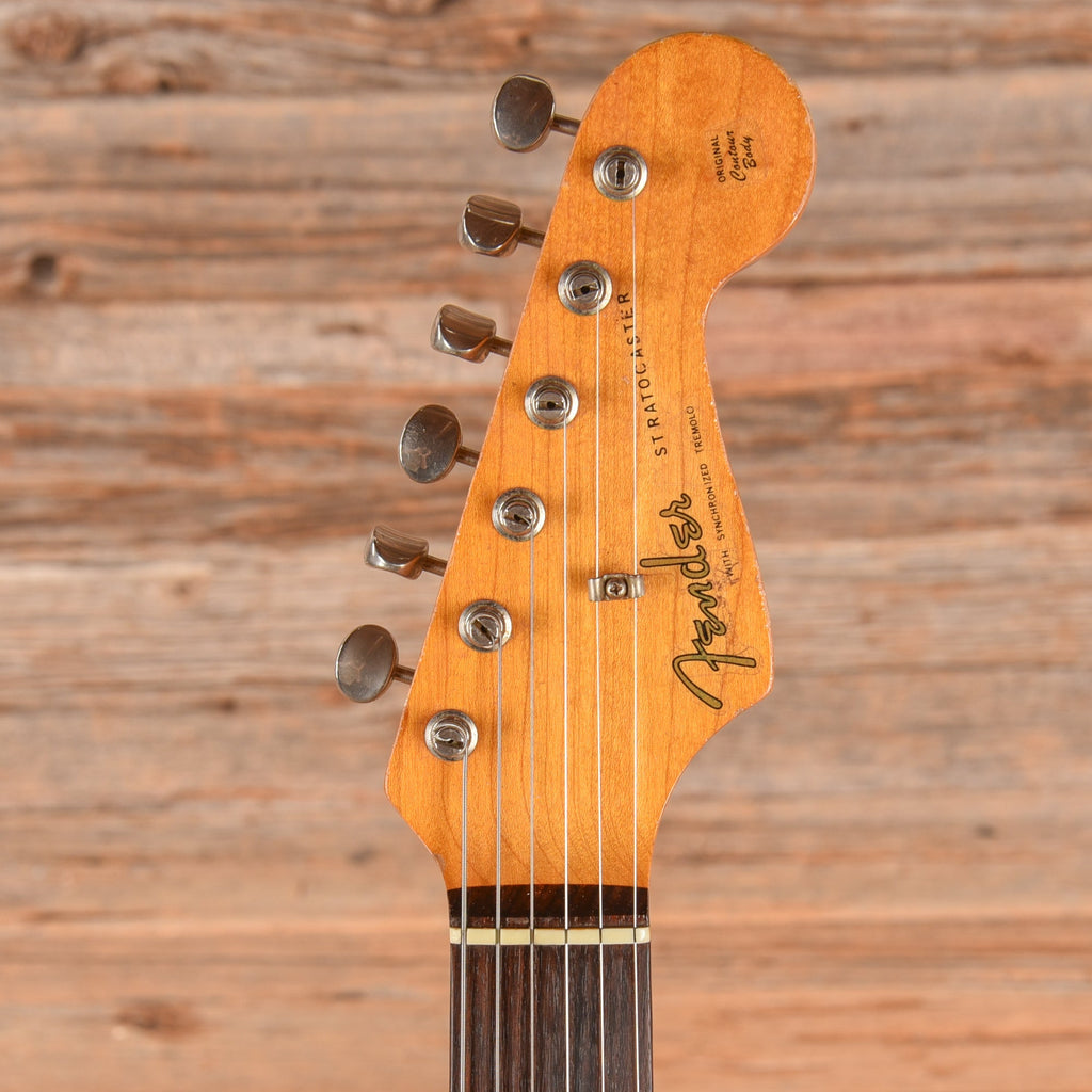 Fender American Vintage '62 Stratocaster Sunburst 1982 - View 6 | MusicMarket