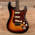 Fender AmericanDeluxe Stratocaster Sunburst 2005 - MusicMarket