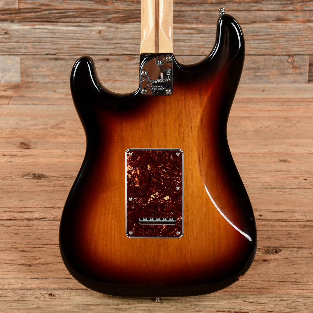 Fender AmericanDeluxe Stratocaster Sunburst 2005 - View 3 | MusicMarket