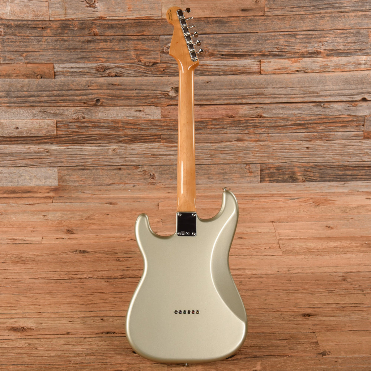 Fender Artist Series Robert Cray Signature Stratocaster Inca Silver 2021 - View 5 | MusicMarket