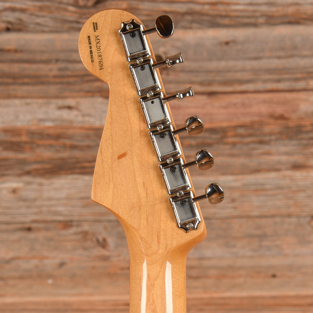 Fender Artist Series Robert Cray Signature Stratocaster Inca Silver 2021 - View 7 | MusicMarket