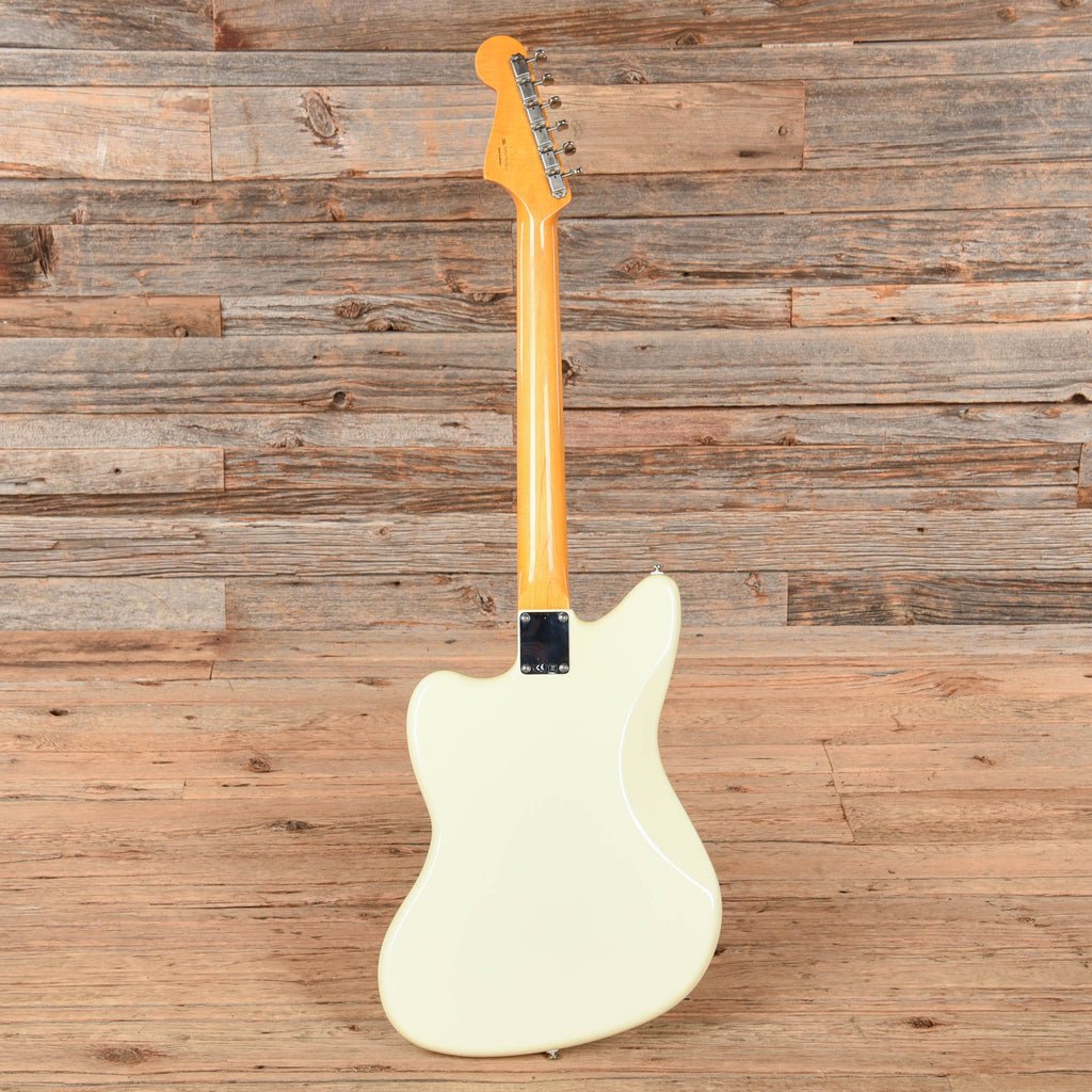 Fender CME Exclusive Classic Series 60s Jazzmaster Lacquer Olympic White 2017 - View 5 | MusicMarket