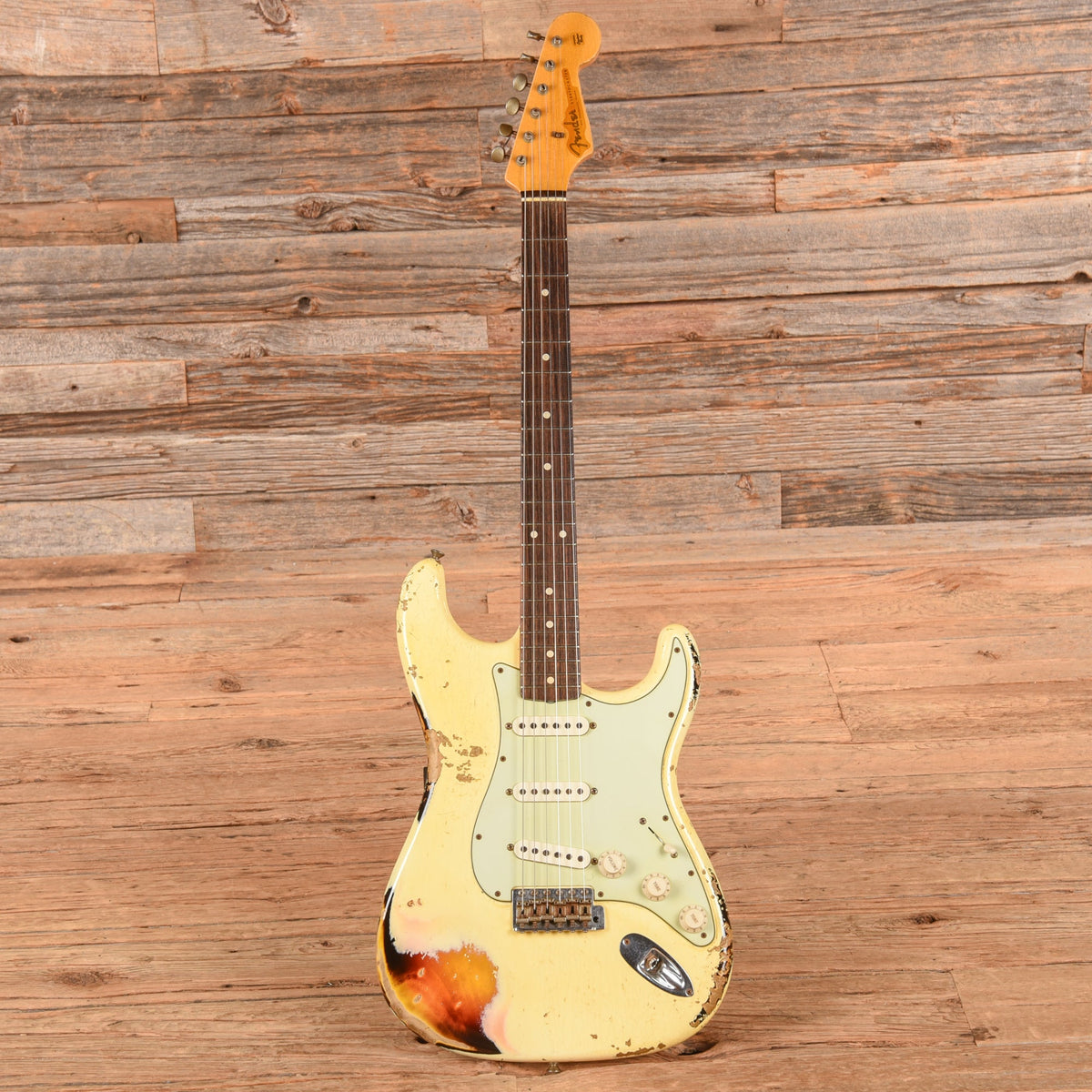 Fender Custom Shop '60 Stratocater Heavy Relic White over Sunburst 2013 - View 4 | MusicMarket