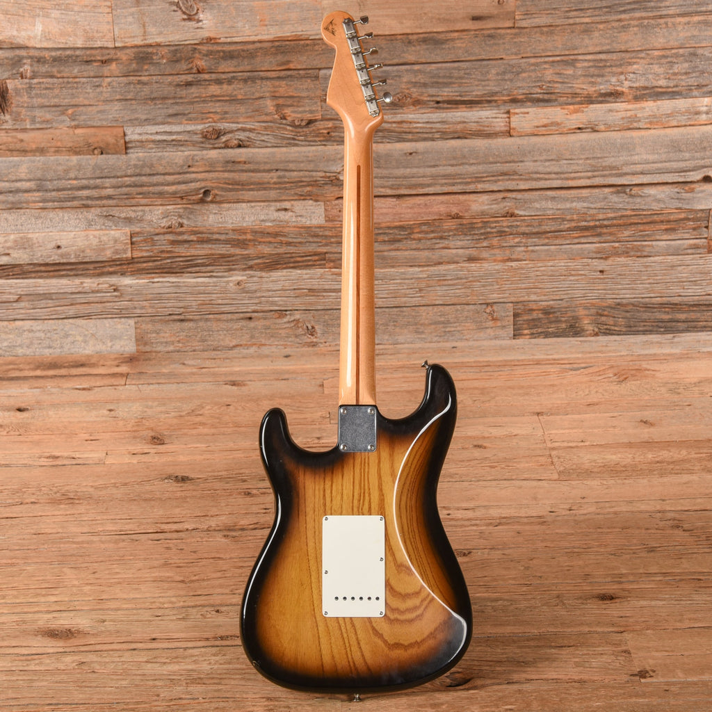 Fender Custom Shop 50th Anniversary '54 Stratocaster Reissue Sunburst 2004 - View 5 | MusicMarket