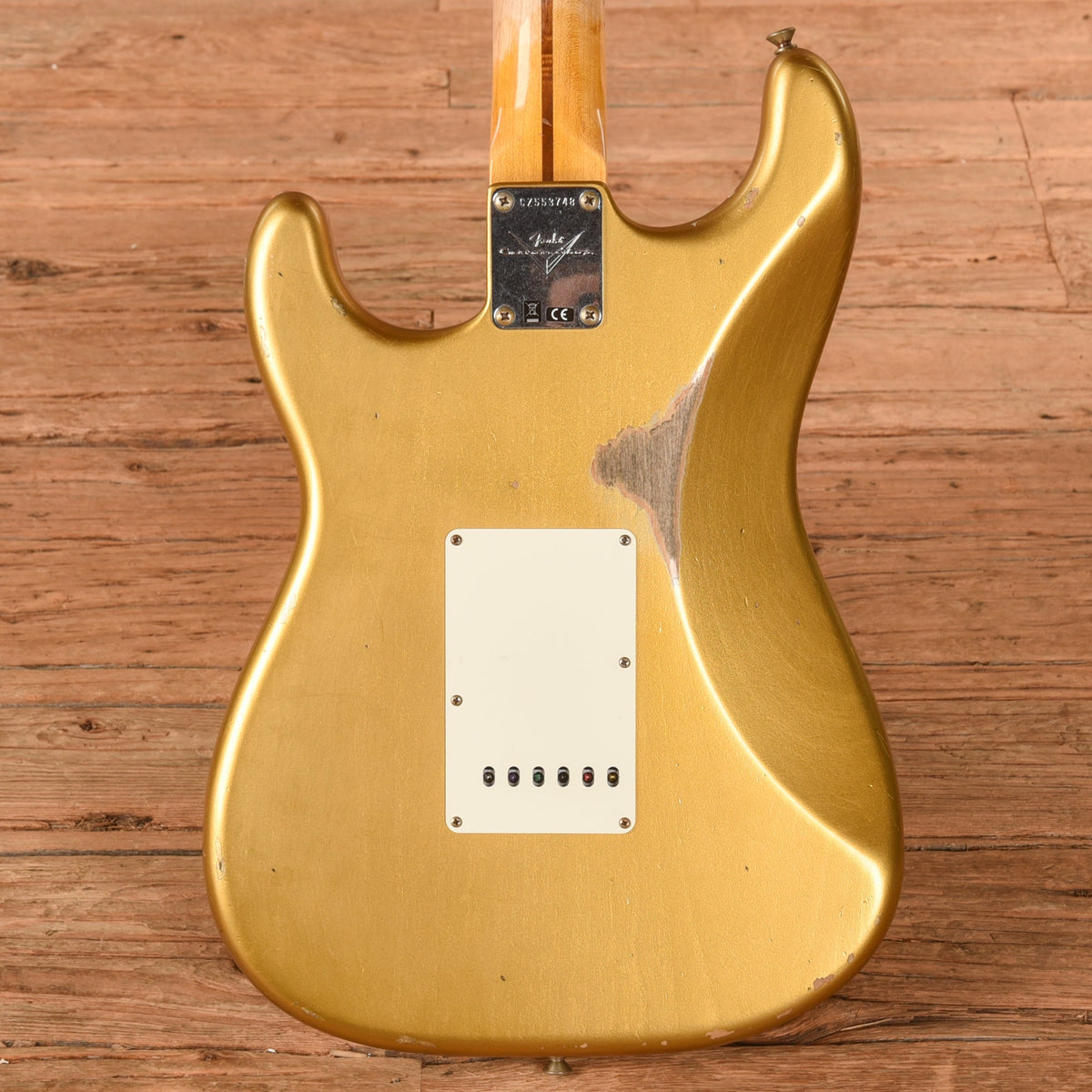 Fender Custom Shop '57 Stratocaster Relic HLE Gold 2021 - View 3 | MusicMarket