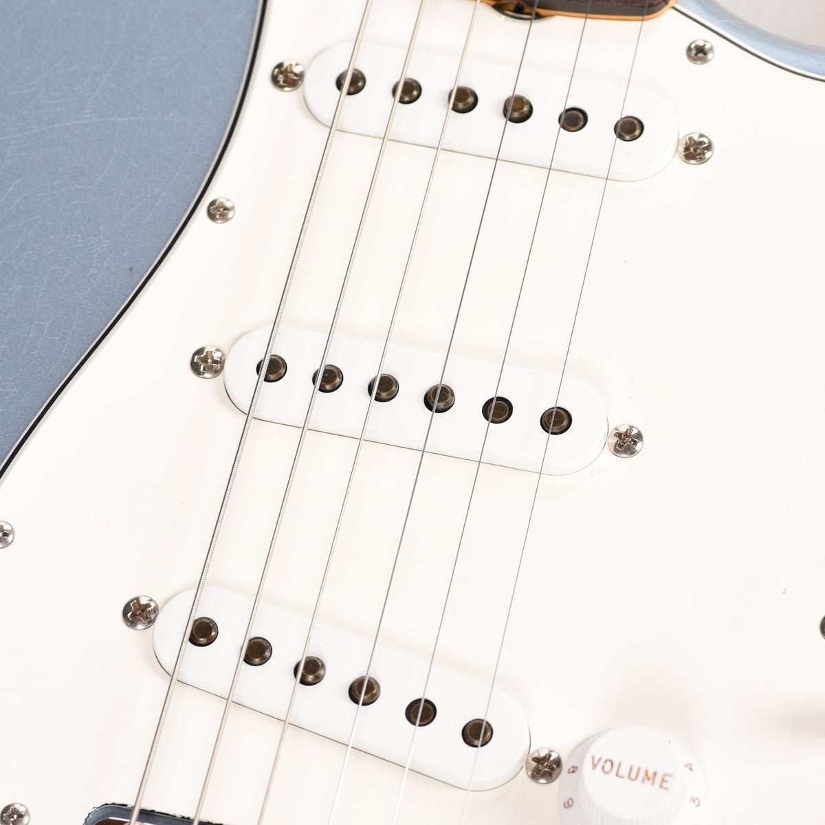 Fender Custom Shop '60s Stratocaster Journeyman Relic Blue Ice Metallic Master Built by David Brown - View 11 |