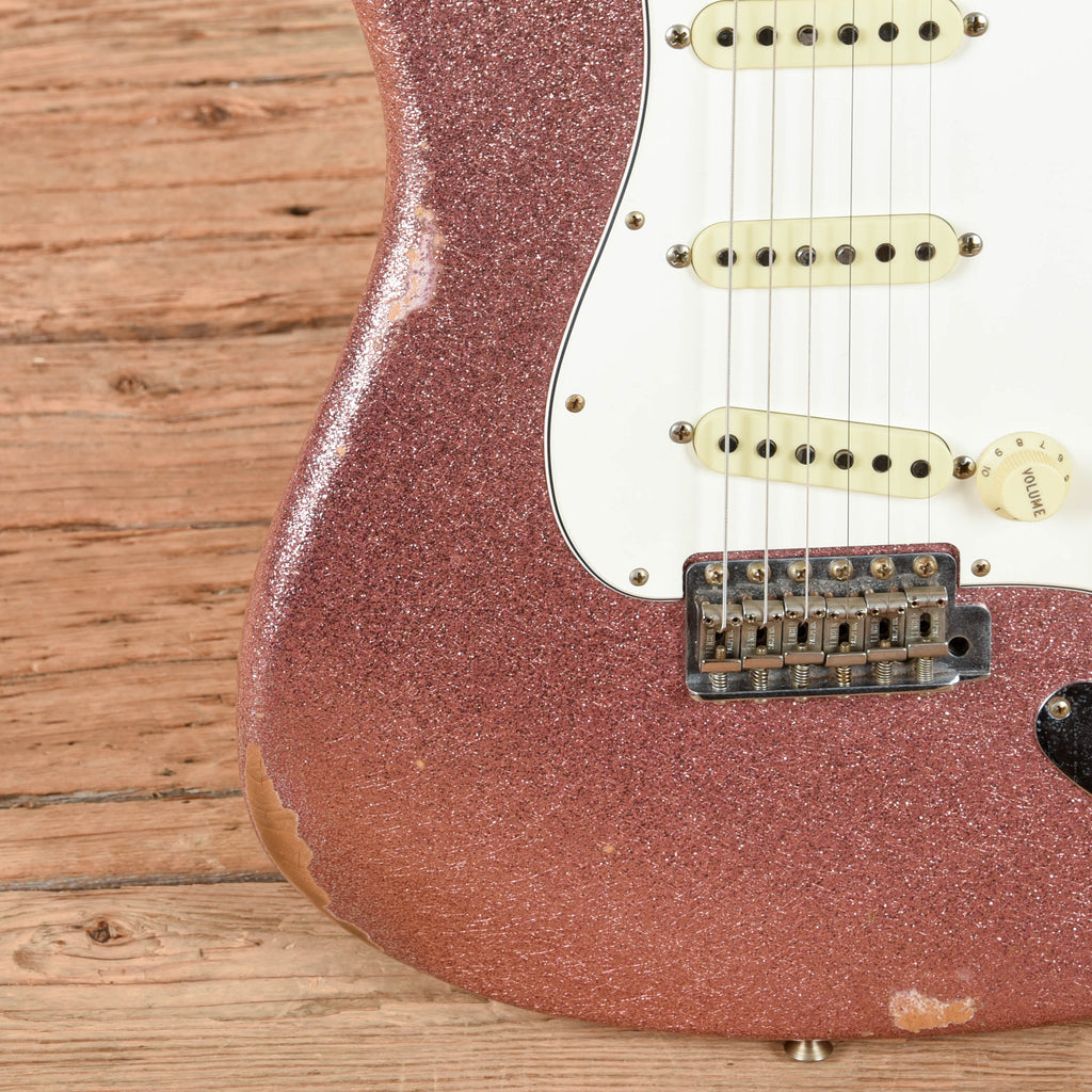 Fender Custom Shop '67 Stratocaster Reissue Relic Champagne Sparkle 2017 - View 11 | MusicMarket