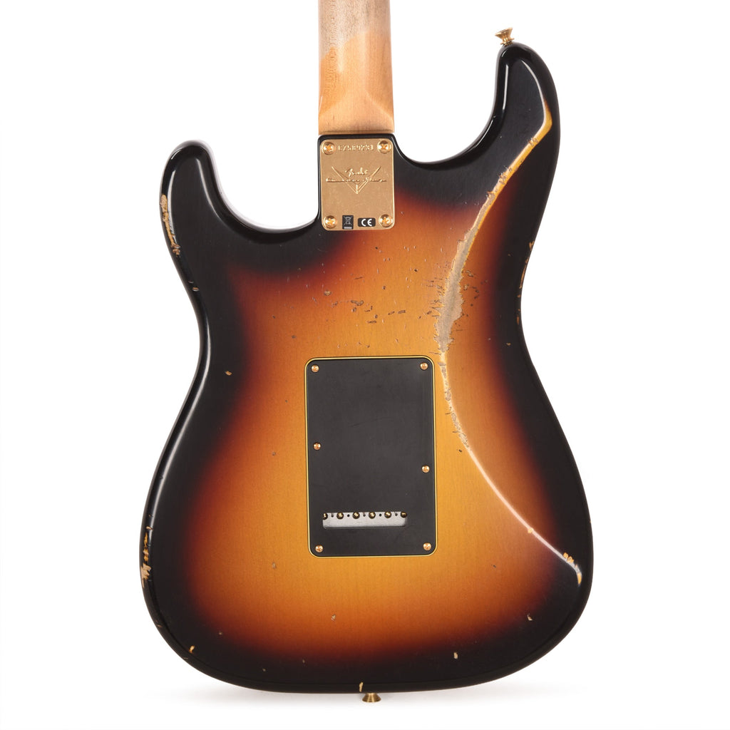 Fender Custom Shop Artist Stevie Ray Vaughan Signature Stratocaster Relic Faded 3-Color Sunburst - View 3 | MusicMarket