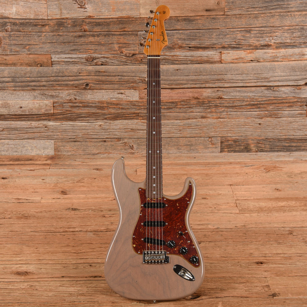 Fender Custom Shop Deluxe Roasted Stratocaster Transparent Brown 2025 - View 4 | MusicMarket
