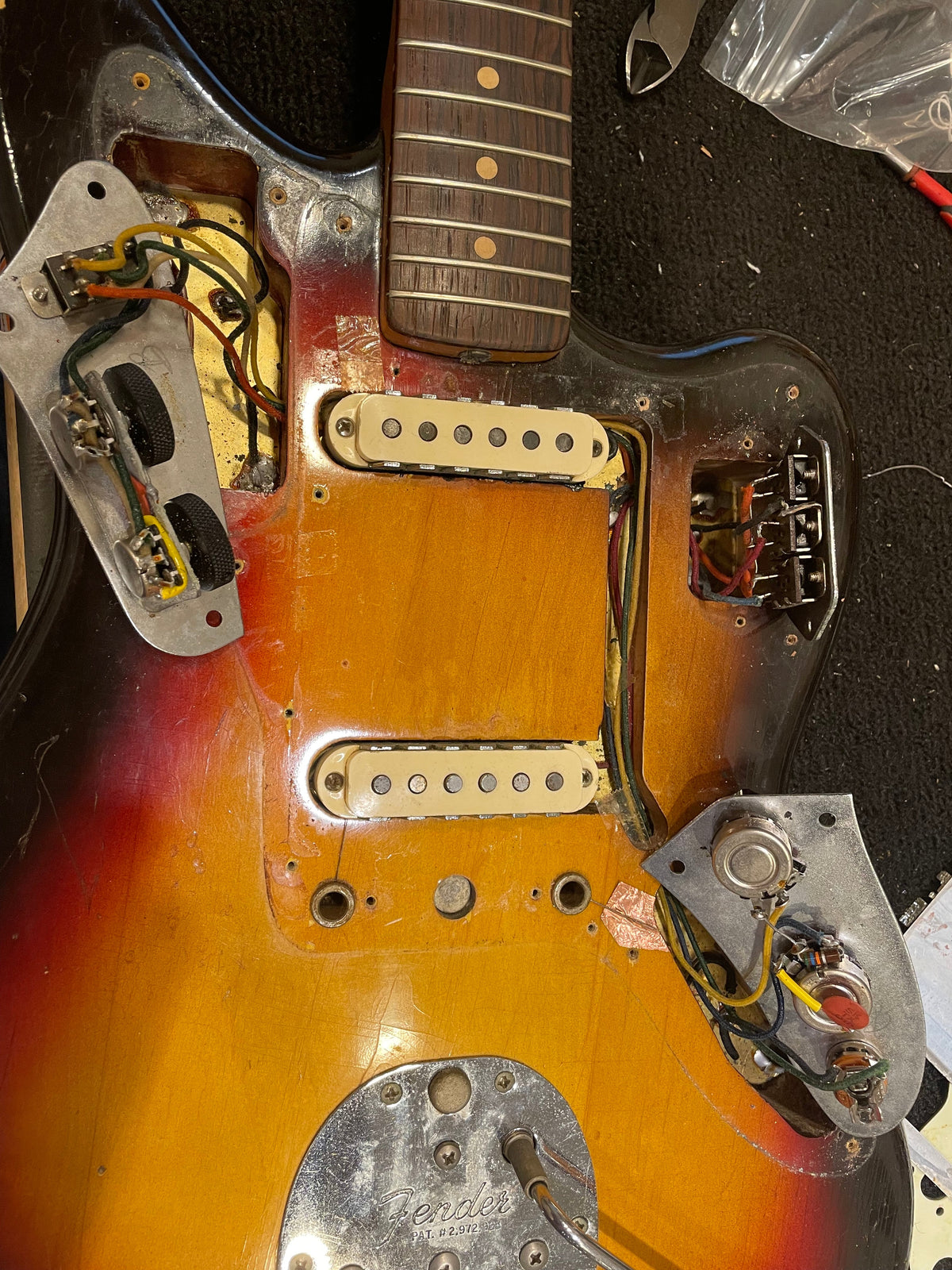 Fender Jaguar Sunburst 1962 - View 13 | MusicMarket