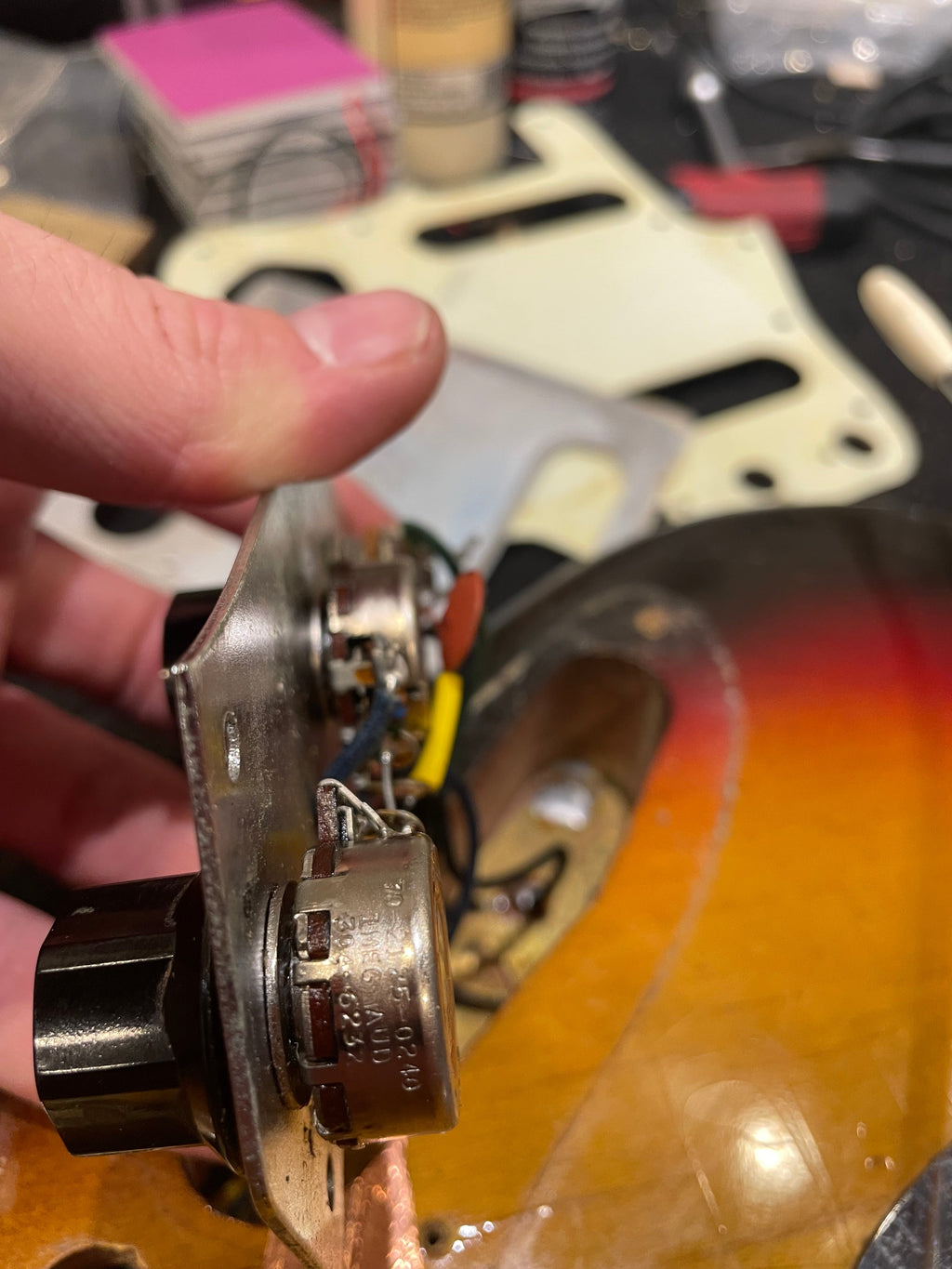 Fender Jaguar Sunburst 1962 - View 12 | MusicMarket