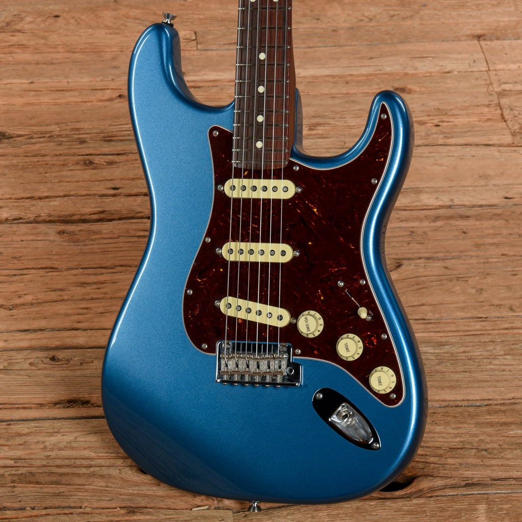 Fender Limited Edition American Professional II Stratocaster Lake Placid Blue 2022 - MusicMarket