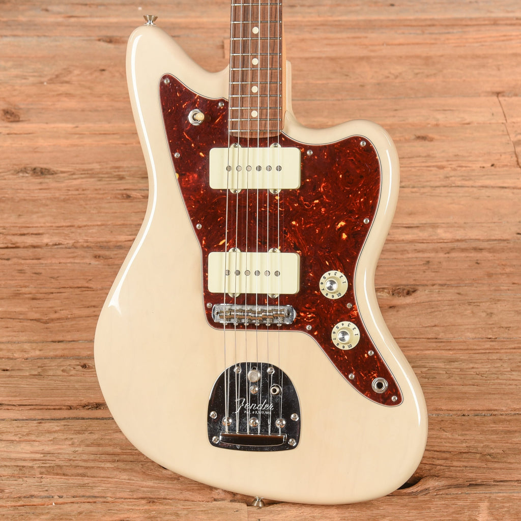 Fender Limited Edition American Professional Jazzmaster Olympic White 2017 - View 2 | MusicMarket