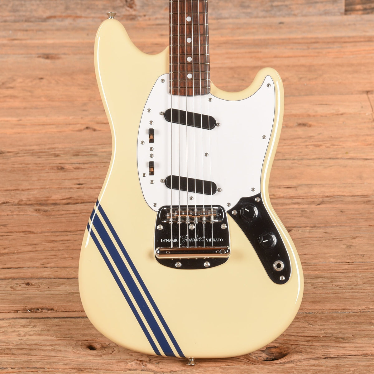 Fender MG-73 Mustang Reissue MIJ Olympic White 2012 - MusicMarket
